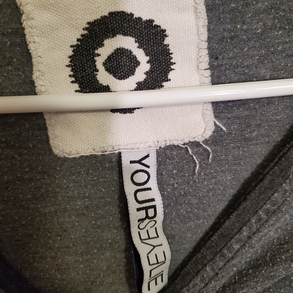 Your Eyes Lie Long Sleeve Jumper - Picture 4 of 4